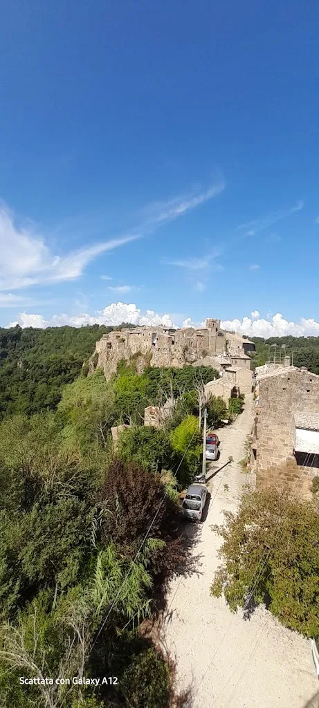 Giovanna Flamini_Calcata_Calcata Nuova_review