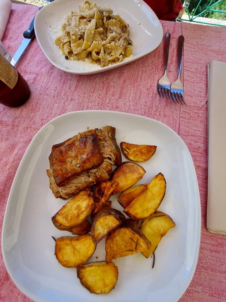 Esthee Wong_La Terrazza Sul Treja_Calcata Nuova_review