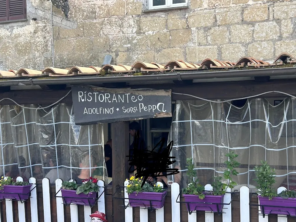 I Tre Monti Da Adolfino restaurant in Calcata Nuova