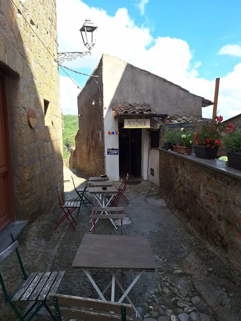 Silvia D Alessio_Alkimie Bar Food & Drinks_Calcata Nuova_review