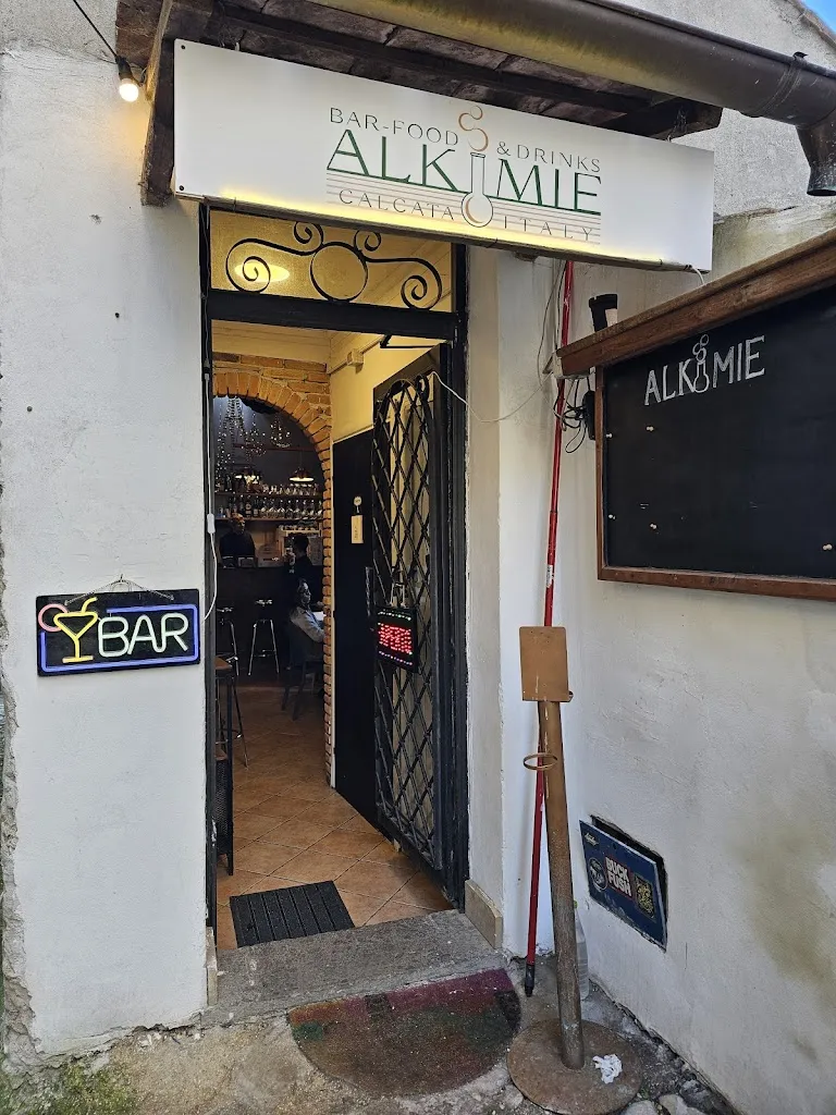 Alkimie Bar Food & Drinks_Calcata Nuova_slider_image_1