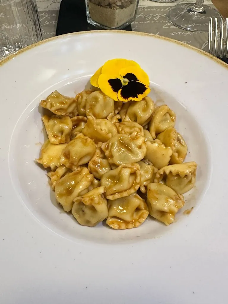 Lella's Restaurant _Campo di Carne_slider_image_3