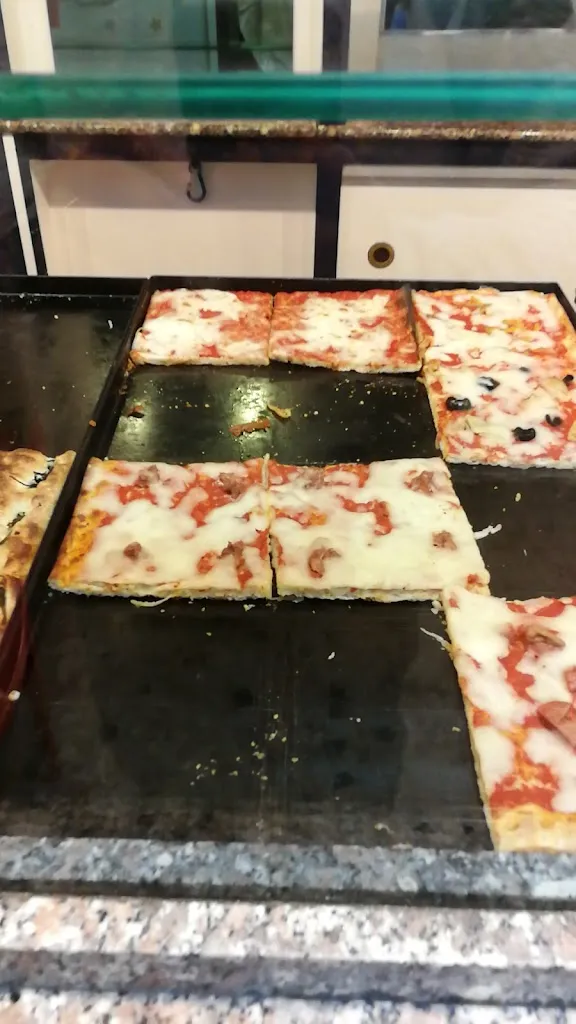 Menu_Pizzeria Mickey Mouse Di Casciani Massimiliano_Campo di Carne_image_7