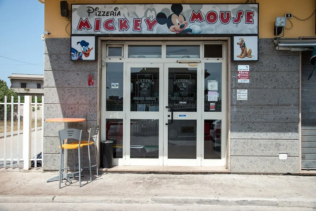 Pizzeria Mickey Mouse Di Casciani Massimiliano_Campo di Carne_slider_image_3