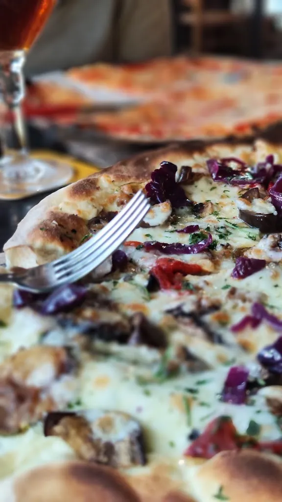 Chiara Spagnoli_Carlito s Way BRACERIA-PIZZERIA_Campagnano di Roma_review