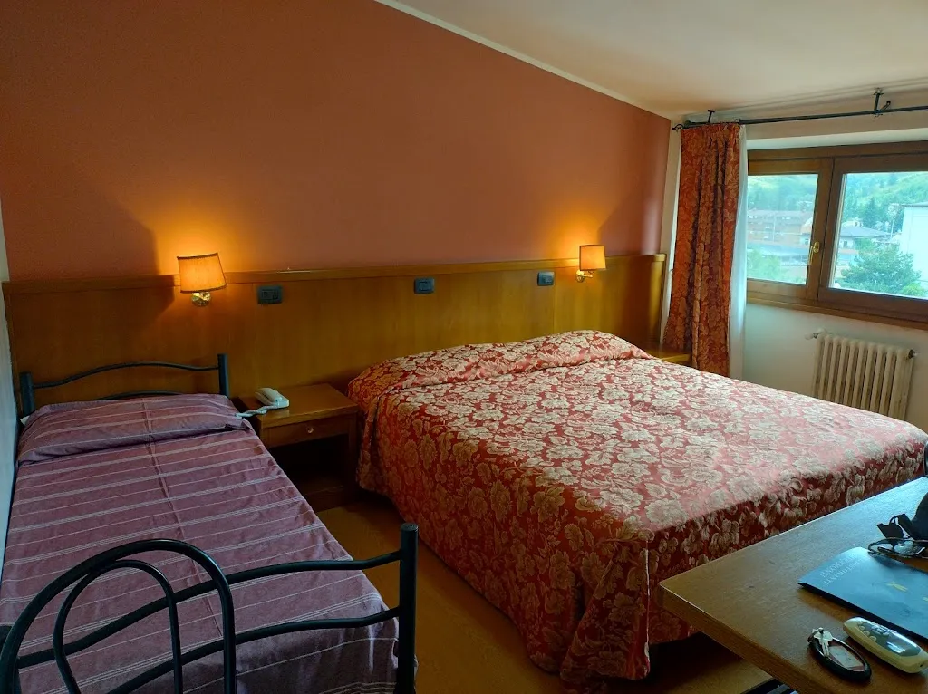 Hotel ristorante pizzeria MIRAMONTI_Tagliacozzo_slider_image_2