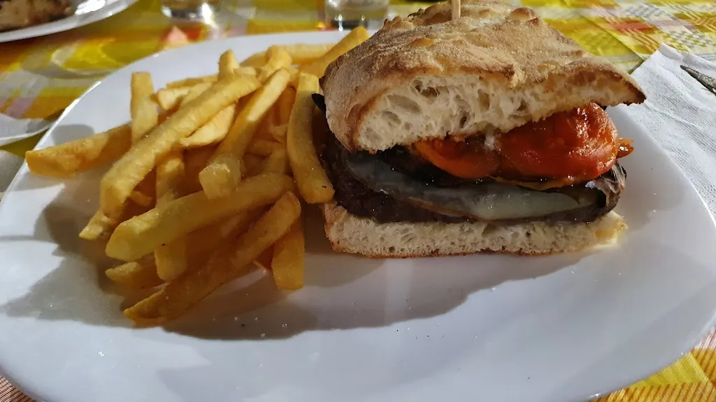 Luigi de Costanzo_La taverna di Sampei_Campoli Appennino_review