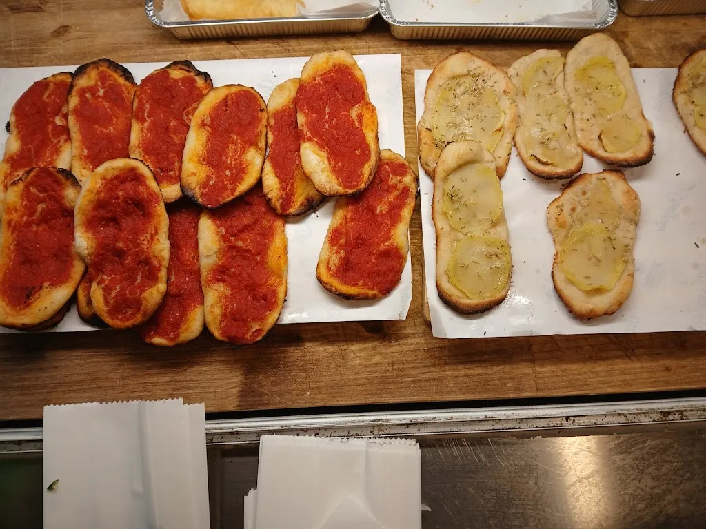 Carlino Pizzeria - Friggitoria - Kebab_Campo Jemini_slider_image_2