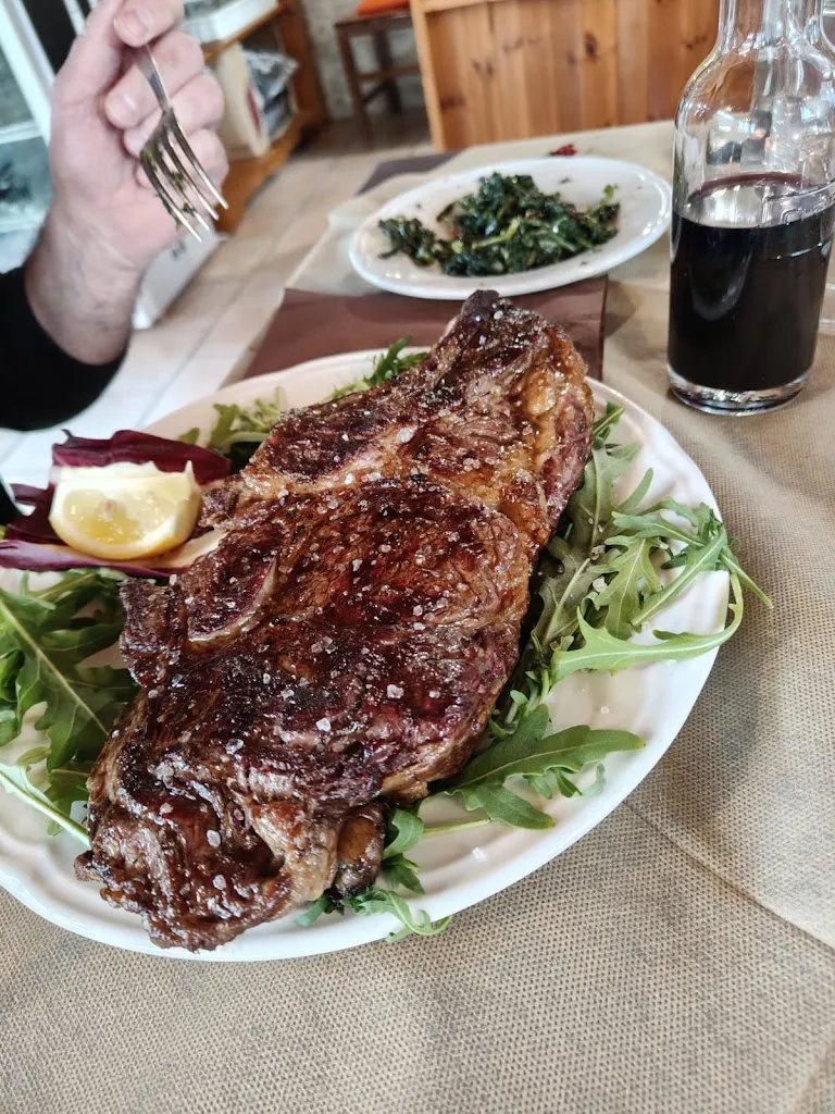 Trattoria Pizzeria bar La Sosta restaurant in Avezzano