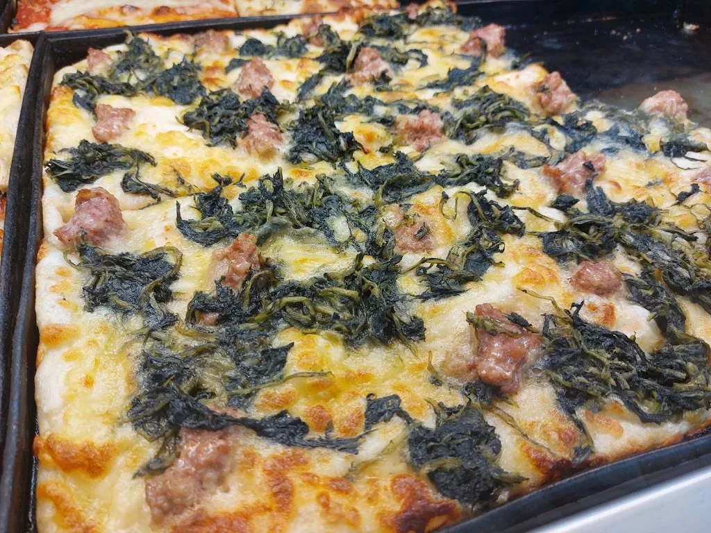 Menu_VIVARELLI in PIZZA🍕_Campo Jemini_image_1