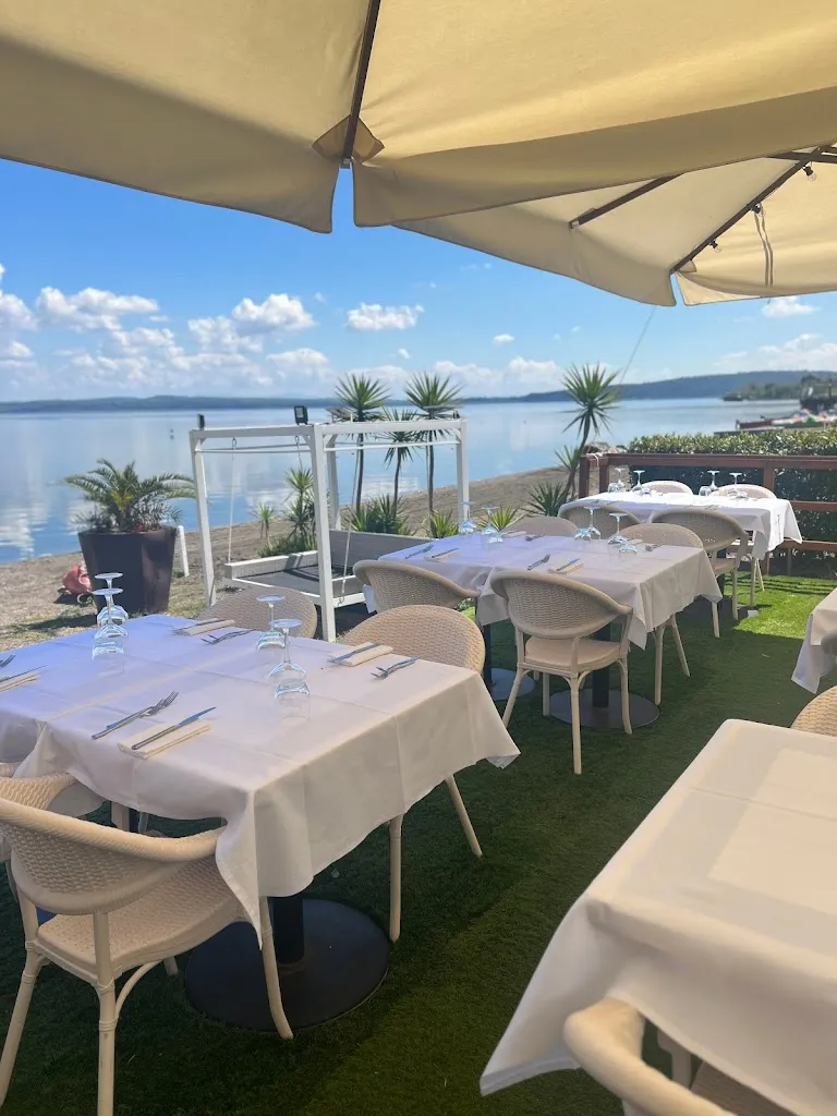 Manù Osteria del Mare restaurant in Bracciano