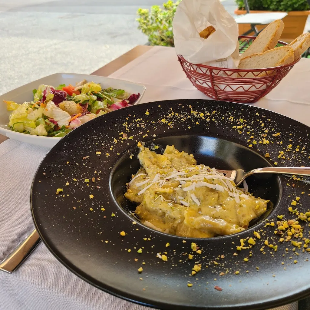 Brooke Delmar_Be Bistrot_Bracciano_review