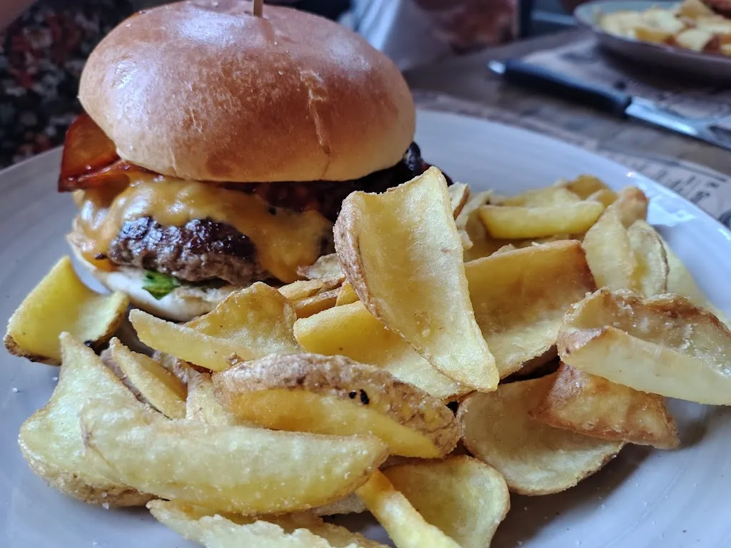 Donegan’s_Bracciano_slider_image_3