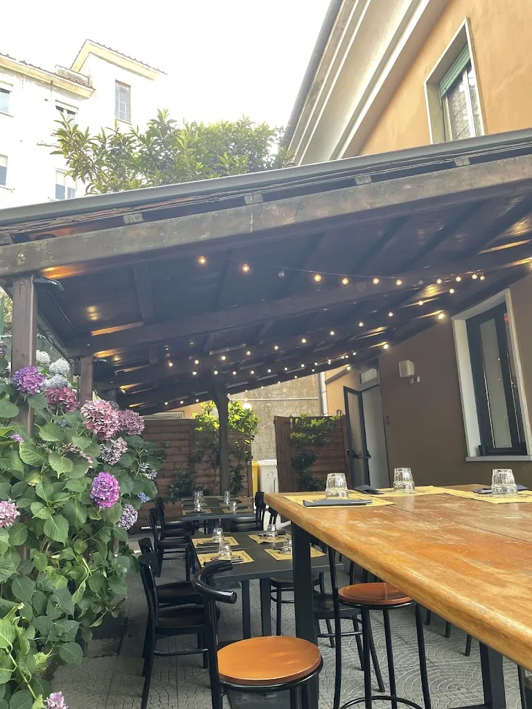 Striscia la Pizza_Bracciano_slider_image_1