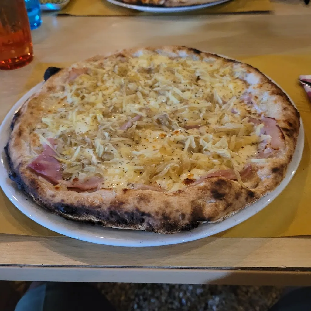 Matthew Aleandri_Trattoria Pizzeria Capocroce_Cantalupo in Sabina_review