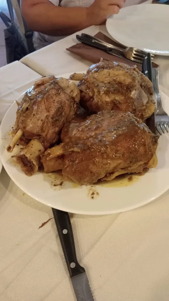 Stefano Petrone_Agri-Family Ristorante & Barbecue Canterano_Canterano_review