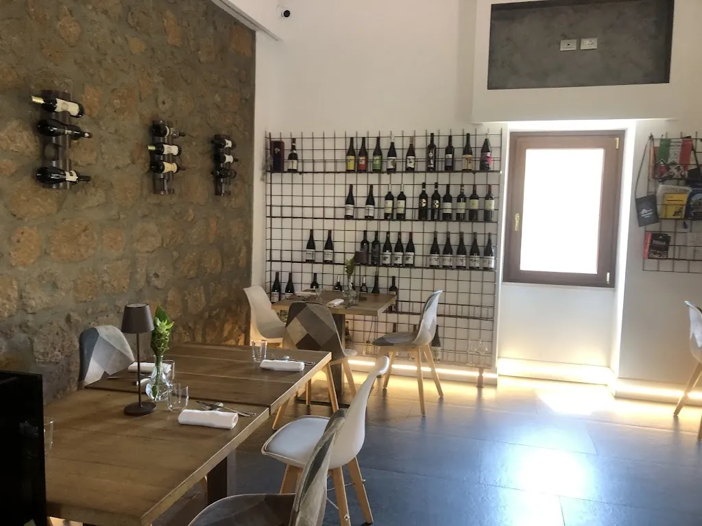 Maksymovych Ristorante_Canterano_slider_image_3