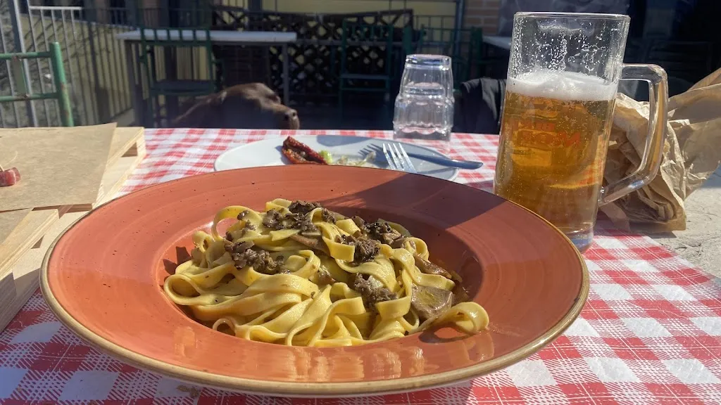 Pizzeria Feoli di Battisti Enrico_Carpineto Romano_slider_image_3