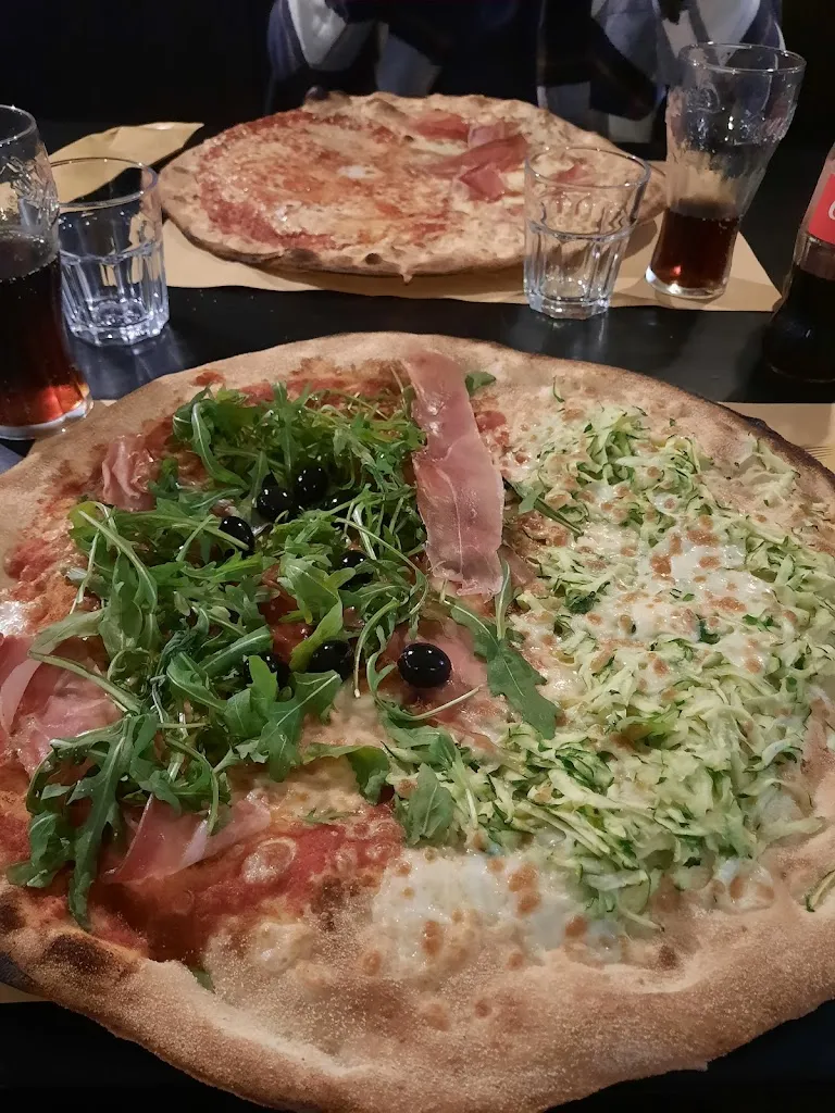 Elpida Fil_Pizzeria I Due Gallozzi_Caprarola_review