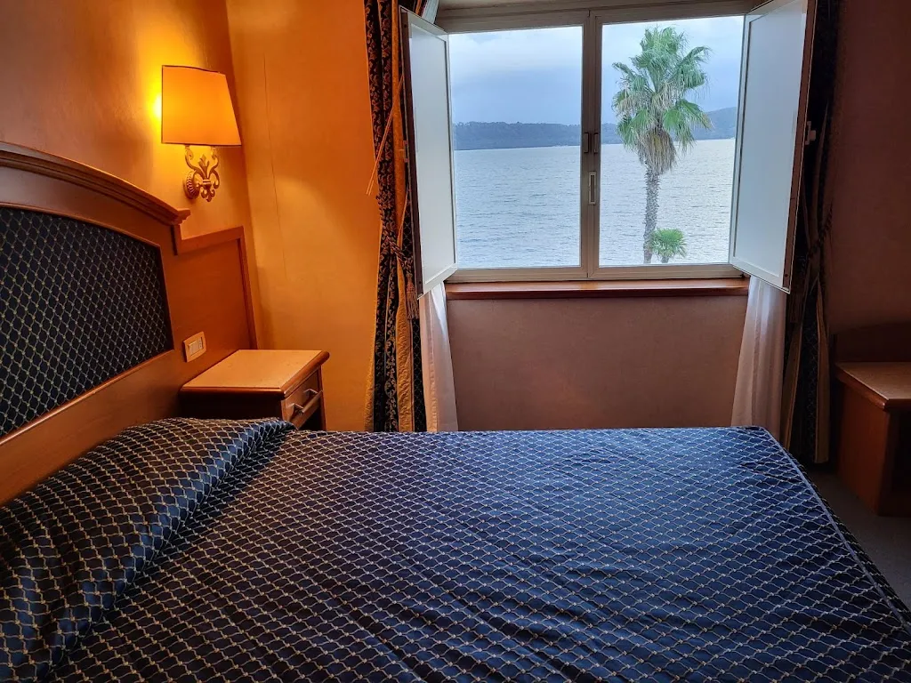 La Bella Venere - Lake Resort_Caprarola_slider_image_2