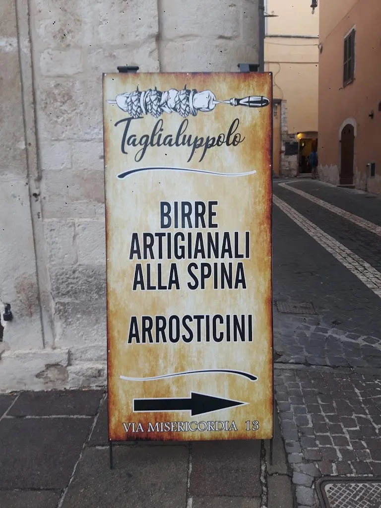 Francesca Fanto_Taglialuppolo_Tagliacozzo_review