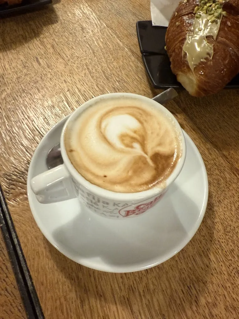 Demet Albayrak_La Rosa Dei Venti_Casalazzara_review