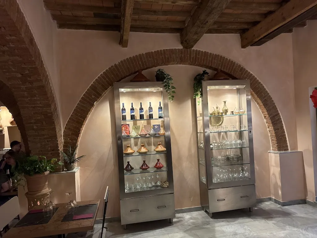 Awara Shariff_Mille e una Notte_Carrara-Pontenuovo_review