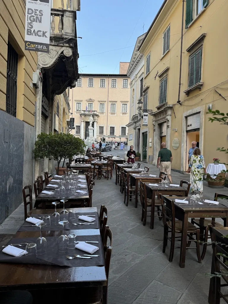 Il ReBacco restaurant in Carrara-Pontenuovo