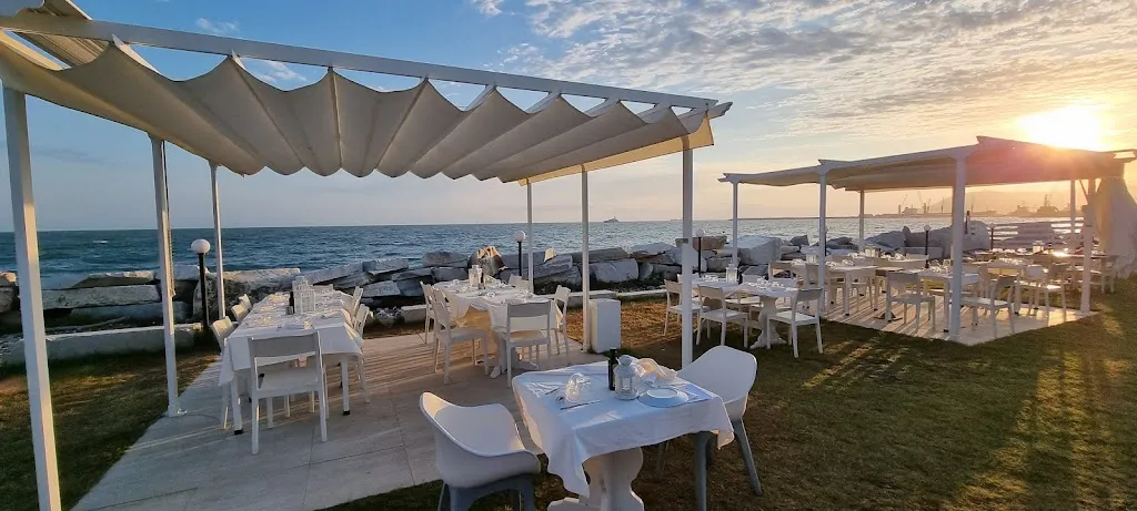 Pescetarian restaurant in Carrara-Pontenuovo