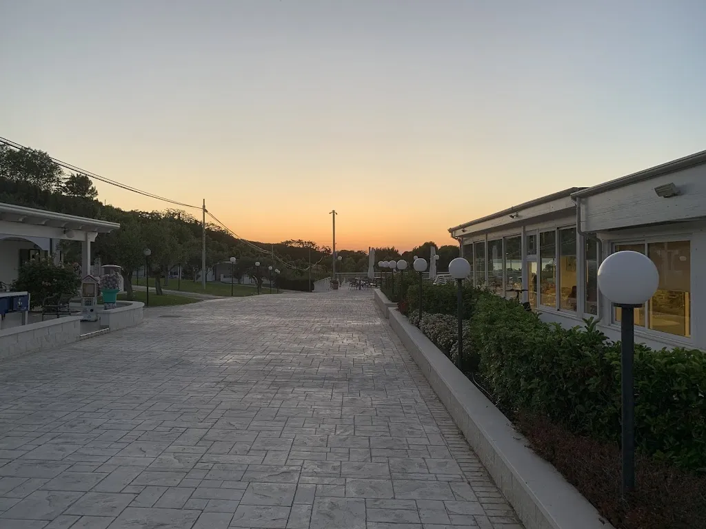 Paolo Baron_Miramare Village_Torino di Sangro_review