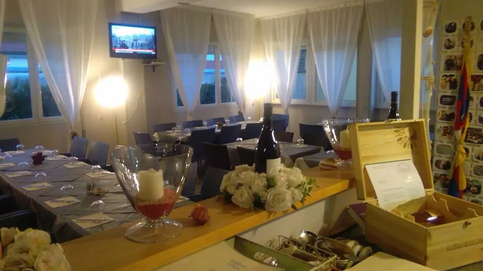 Ristorante Le Palme_Carrara-Pontenuovo_slider_image_1