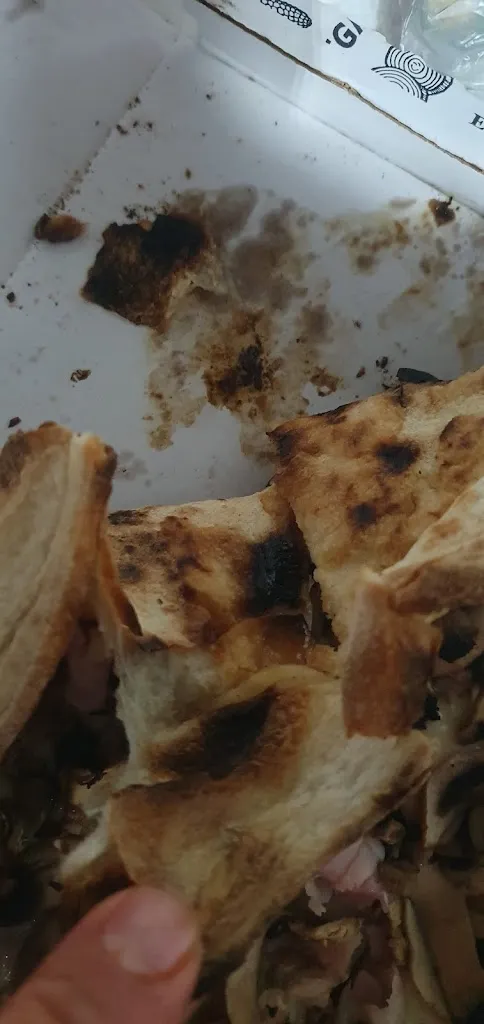 Carmelo Adamo_Fonzie Pizza - Pontenuovo & Latina Scalo_Carrara-Pontenuovo_review