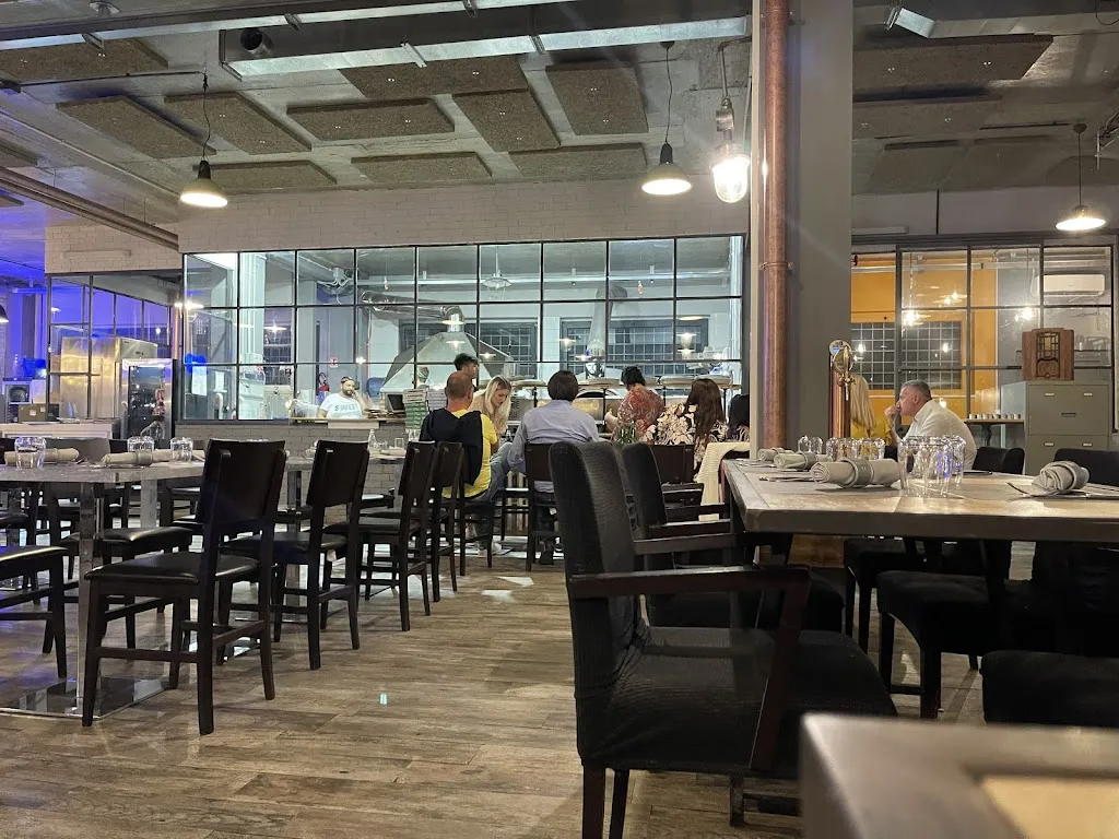 La Piazzetta slow bistrot_Casal Palocco_slider_image_1