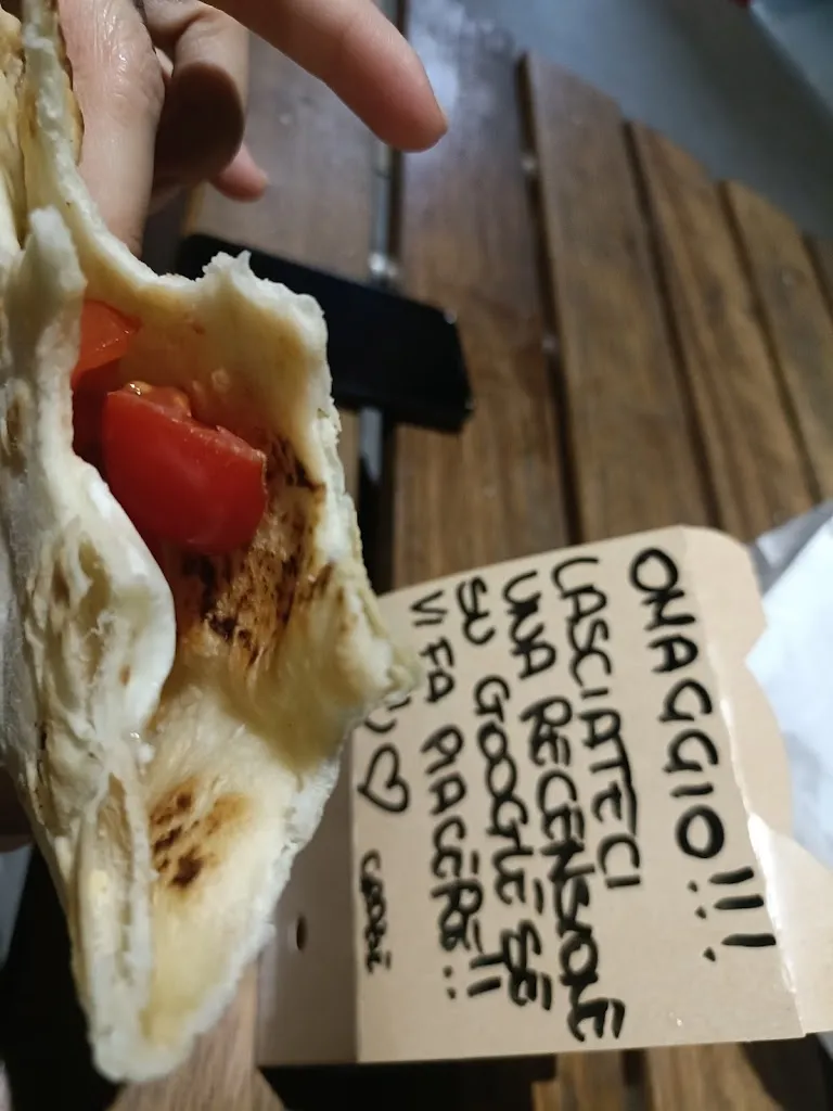 Roberta_Wallaby poke & piadineria - Casal Palocco_Casal Palocco_review