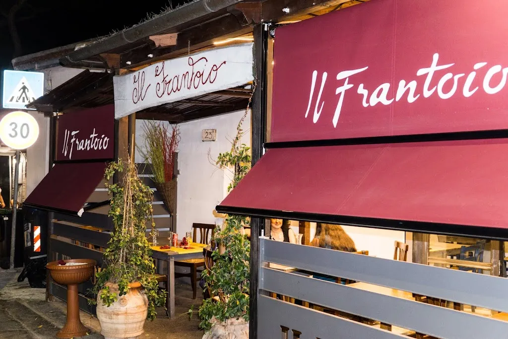 Il Frantoio restaurant in Castel Fusano