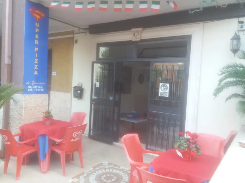 Superpizza da Vincenzo restaurant in Castel Chiodato