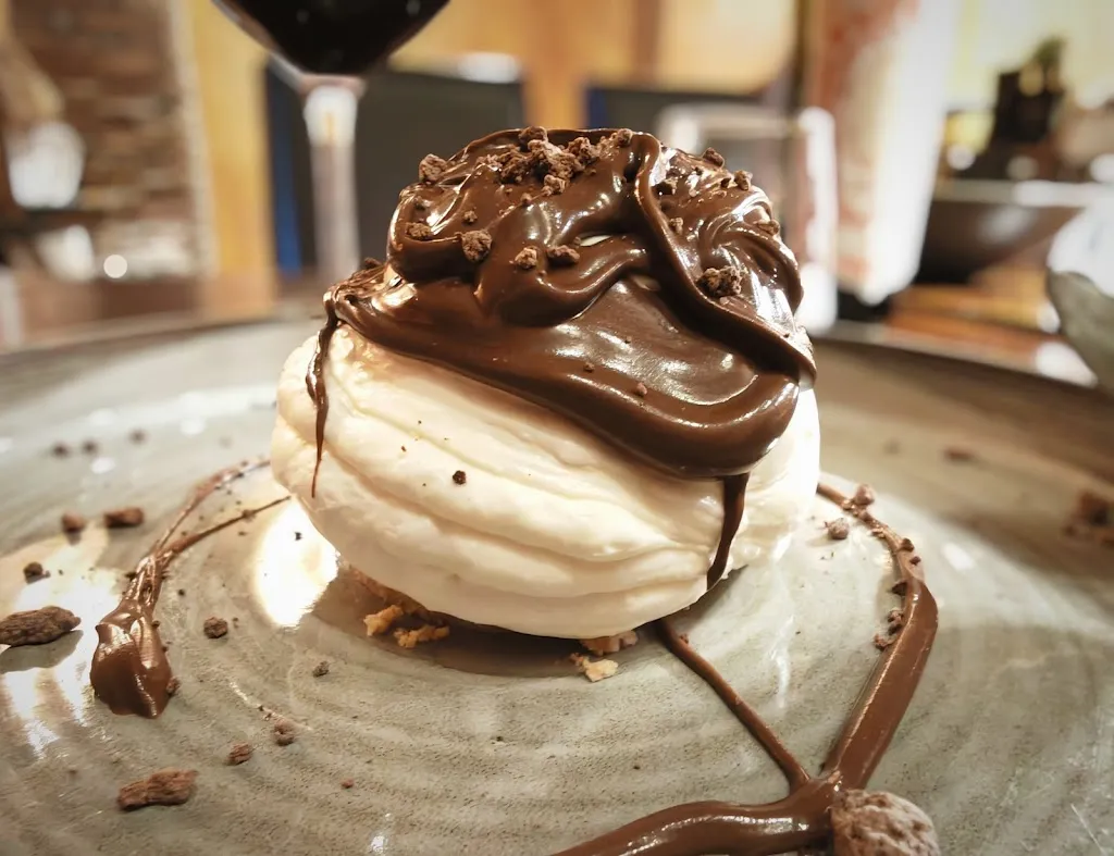 Lorenzo landi_La Segreta_Castel Chiodato_review