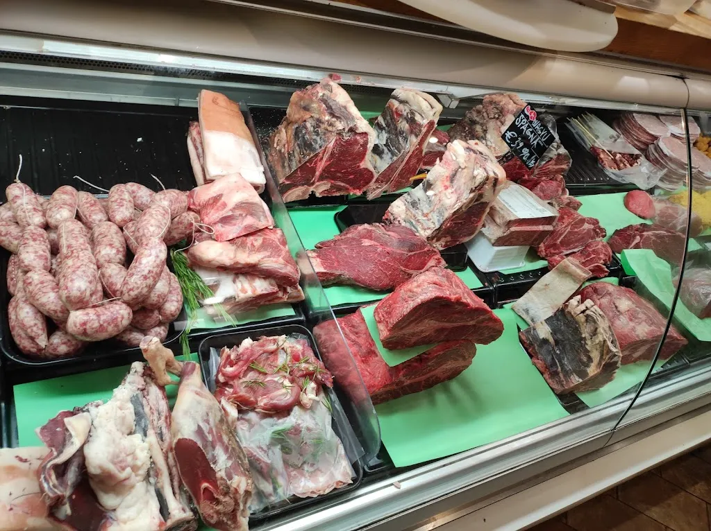 M. Viv_Aperi-Macelleria Tocci_Castel Chiodato_review