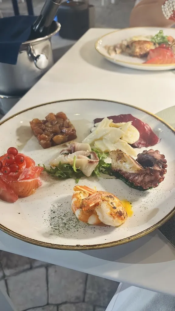 Alessandro Germani_Riva Seafood Restaurant_Cassino_review