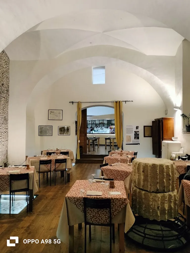 Al Portico di Fortuna_Castel San Pietro Romano_slider_image_3