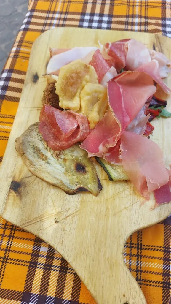 Riccardo Iacobucci_Antica Palestrina_Castel San Pietro Romano_review