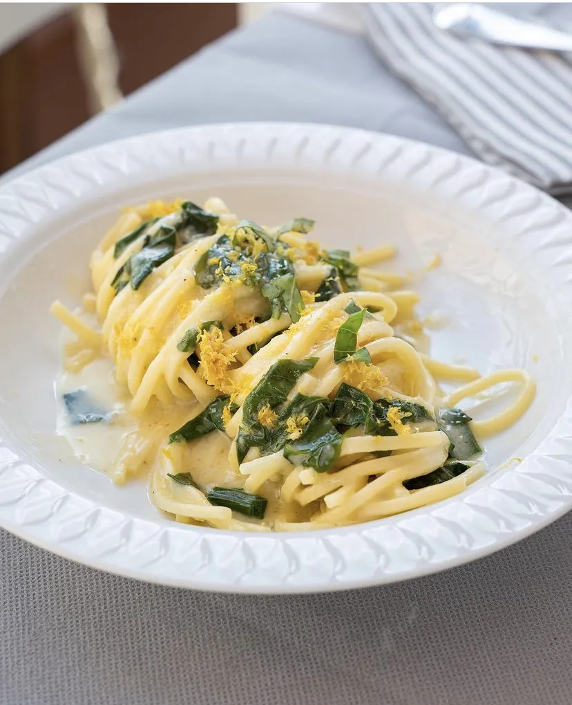 mirco razzicchia_Prince Restaurant & Lounge Drink_Castel San Pietro Romano_review