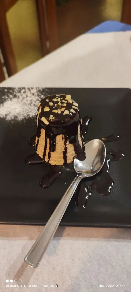 corrado camarra_Pizzeria Il Capriccio Sas Di Aielli Tiziano_Torre de' Passeri_review