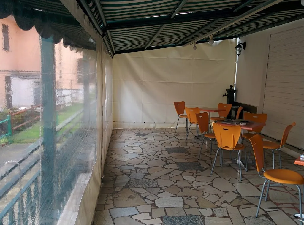 Bar In Piazza_Castelliri_slider_image_3