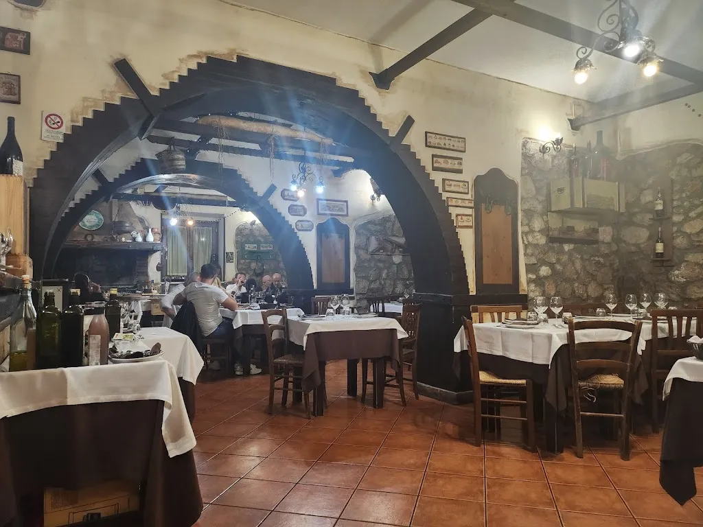 Bacchettone e Zazzà restaurant in Castelforte