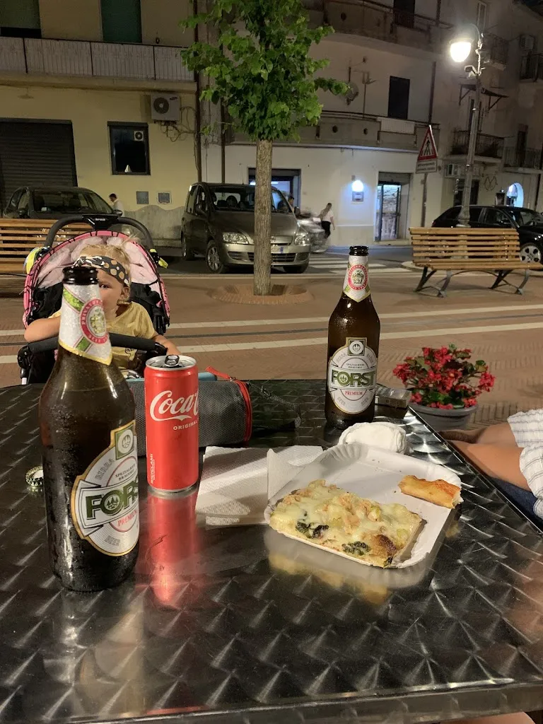 Pizzeria On The Road_Castelforte_slider_image_2