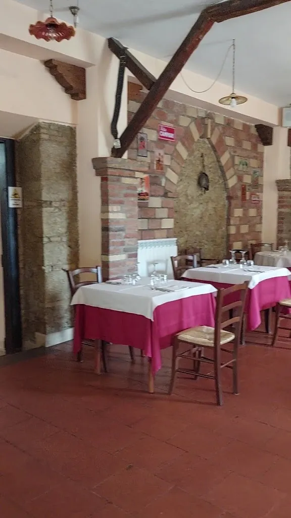 Trattoria della Posta_Castelmassimo_slider_image_2