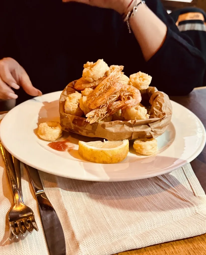 Veronica Wagner_I Quadri_Castel Gandolfo_review