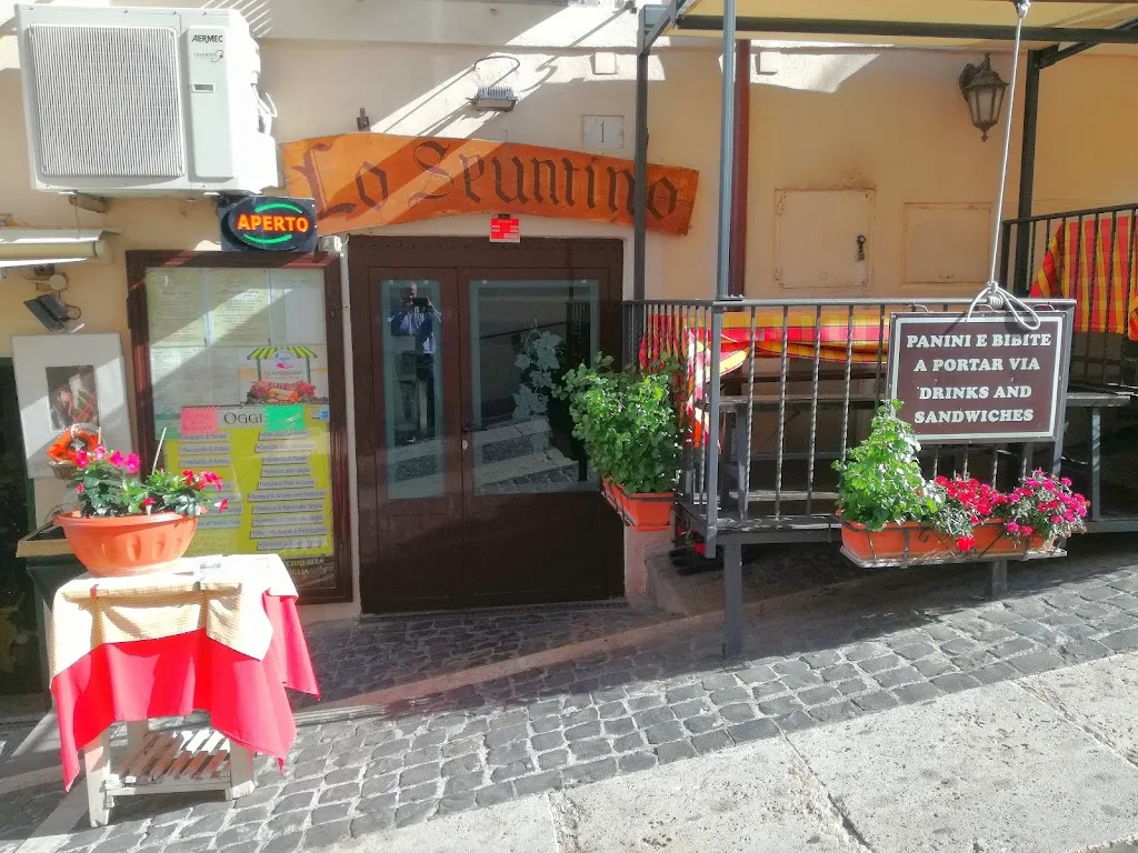 Lo Spuntino restaurant in Castel Gandolfo