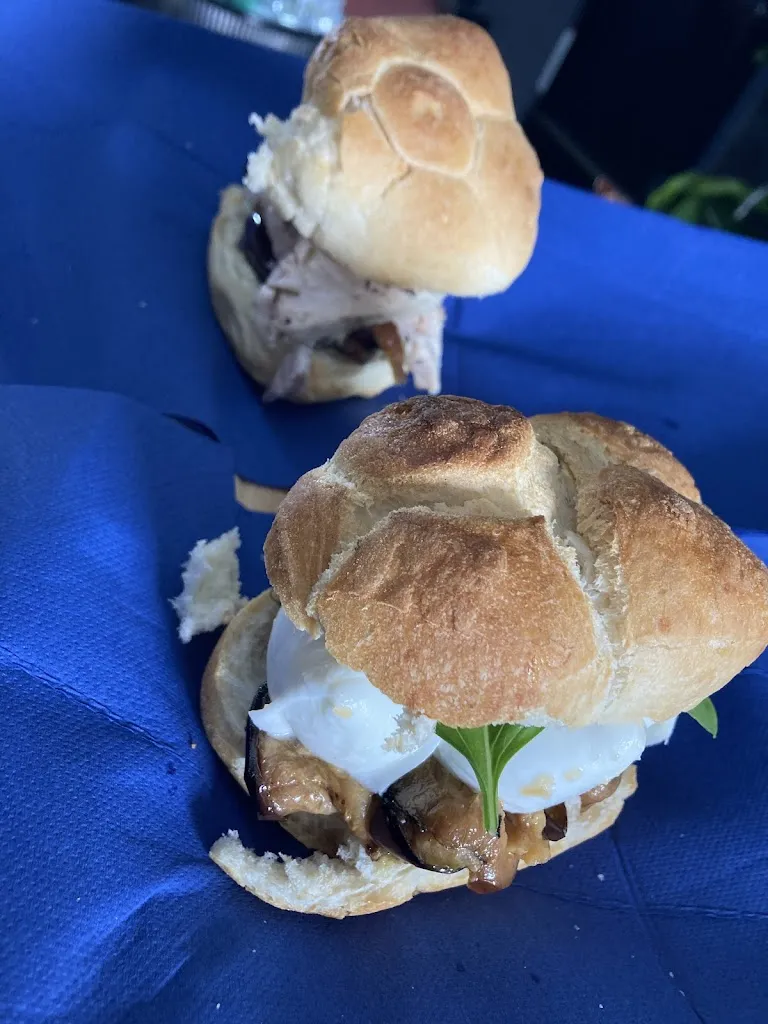 JING LI_D.O.C. Wine Bistrot_Castel Gandolfo_review